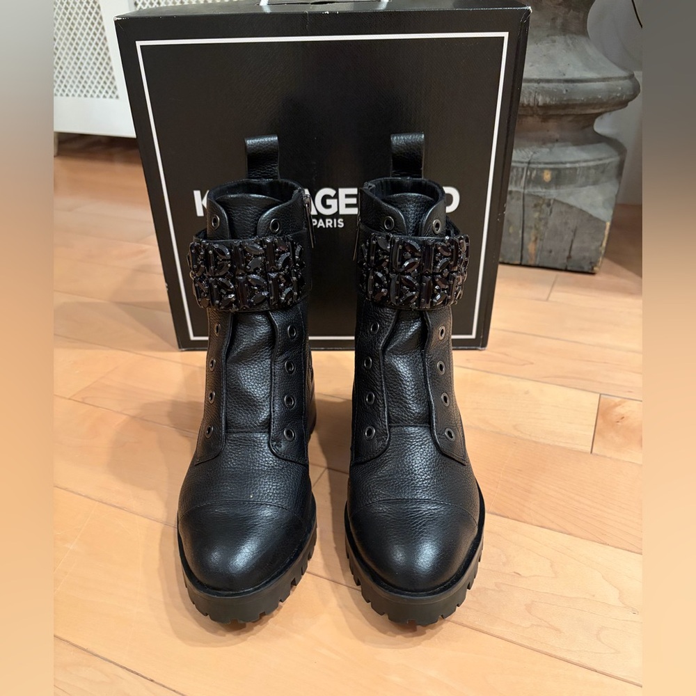 Karl Lagerfield Paris pippa black pebble leather boot size 8.5